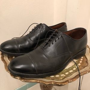 Pair of Allen Edmonds black leather dress shoes